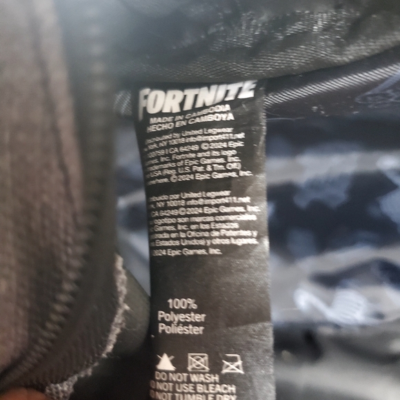 Fortnite The Ramp Unisex 18" Laptop Backpack - Picture 10 of 11